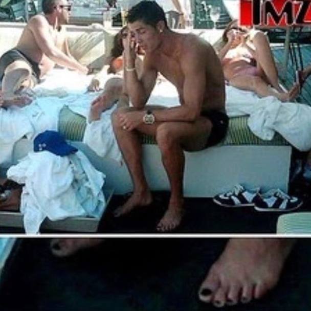 Non  la prima volte che Ronaldo si dipinge le unghie dei piedi, accadde anche nel 2010. E anche allora fin sui tabloid